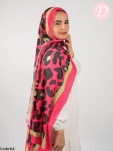 Load image into Gallery viewer, Yomna Scarf - Crepe Digital