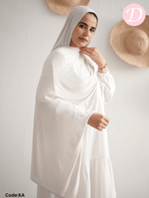 Load image into Gallery viewer, Reem Scarf - Pure Kuwaiti cotton