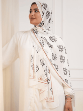 Load image into Gallery viewer, Nadra Scarf - Crepe Digital