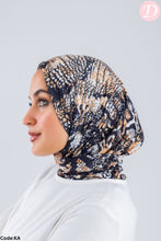 Load image into Gallery viewer, Yara Bandana - Kuwaiti Digital
