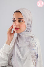 Load image into Gallery viewer, Eva Scarf - Crepe Digital