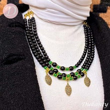 Load image into Gallery viewer, Leaf Agate Necklace - Black Agate