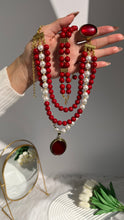 Load image into Gallery viewer, Sara Elegant Set Pearl and Marjan