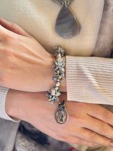 Load image into Gallery viewer, Enas Set - Agate And Natural Seashells Stones