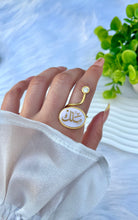 Load image into Gallery viewer, Your Name Gold Plated And Shell Stone Set