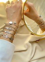 Load image into Gallery viewer, Zahraa Simple Bracelets