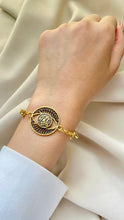 Load image into Gallery viewer, Farha Simple Bracelets