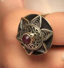 Load image into Gallery viewer, Lily Flower Ring - Pure Copper