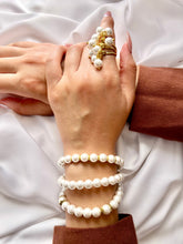Load image into Gallery viewer, Elara Butterfly Set - Spanish Mallorca pearls Stones