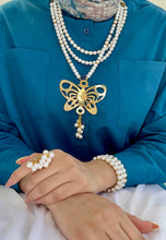 Load image into Gallery viewer, Elara Butterfly Set - Spanish Mallorca pearls Stones