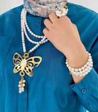 Load image into Gallery viewer, Elara Butterfly Set - Spanish Mallorca pearls Stones