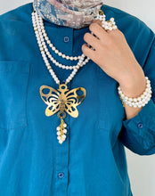 Load image into Gallery viewer, Elara Butterfly Set - Spanish Mallorca pearls Stones