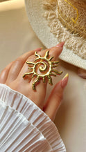 Load image into Gallery viewer, Sun Rays Ring - Stainless Steel