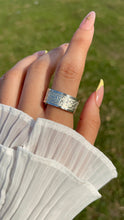 Load image into Gallery viewer, Omnia Heritage Set - Silver Plated