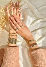 Load image into Gallery viewer, Simple Elegance Set – Copper