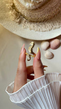 Load image into Gallery viewer, Seahorse Ring - Stainless Steel