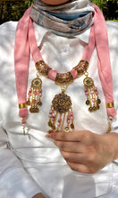 Load image into Gallery viewer, Shawq Necklace Scarf - Cotton