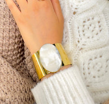 Load image into Gallery viewer, Quiet And Simple Elegance – Copper