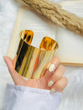 Load image into Gallery viewer, Ishraq Bangle - Pure Copper