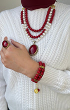 Load image into Gallery viewer, Sara Elegant Set Pearl and Marjan
