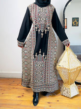 Load image into Gallery viewer, Roqaya Abaya - Crepe