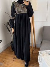 Load image into Gallery viewer, Yara Abaya - Crepe