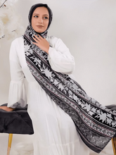 Load image into Gallery viewer, Star Scarf - Crepe Digital