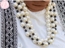 Load image into Gallery viewer, Laurel Necklaces - Pearl with Onyx