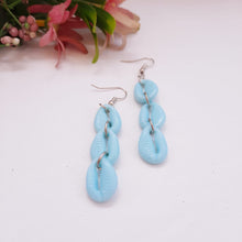 Load image into Gallery viewer, Pinar Simple Earrings