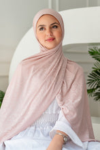 Load image into Gallery viewer, Dalila Scarf - Kuwaiti