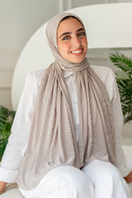 Load image into Gallery viewer, Dalila Scarf - Kuwaiti