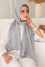 Load image into Gallery viewer, Maryam Scarf - Kuwaiti