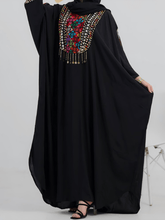 Load image into Gallery viewer, Wisal Abaya - Crepe