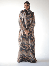 Load image into Gallery viewer, Isdal Hala - Satin
