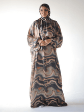 Load image into Gallery viewer, Isdal Hala - Satin