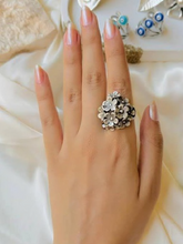 Load image into Gallery viewer, Siham Unique Ring