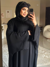 Load image into Gallery viewer, Yasmin Abaya - Saudi Silk