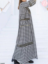Load image into Gallery viewer, Tharaa Jalabiya - Cotton