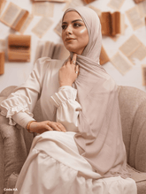 Load image into Gallery viewer, Sahar Scarf - Kuwaiti Damas