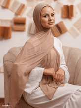 Load image into Gallery viewer, Sahar Scarf - Kuwaiti Damas
