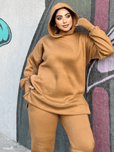 Load image into Gallery viewer, Maram Suit - Melton