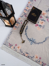 Load image into Gallery viewer, Sijoud Prayer Carpet
