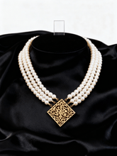 Load image into Gallery viewer, The Luxury White Necklace