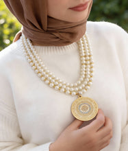 Load image into Gallery viewer, Snow Pearl Necklace