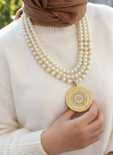 Load image into Gallery viewer, Snow Pearl Necklace