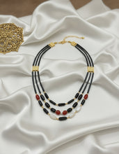 Load image into Gallery viewer, Delicate Necklace - Black and White and Red