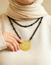 Load image into Gallery viewer, Delicate Necklace - Black Stones
