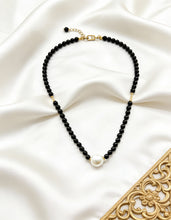 Load image into Gallery viewer, Delicate Necklace - Black Agate and White Pearl
