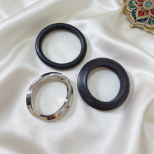 Load image into Gallery viewer, Boho Silver Wooden Bangle Set