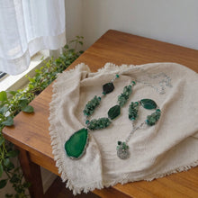 Load image into Gallery viewer, Emerald Queen Agate Set